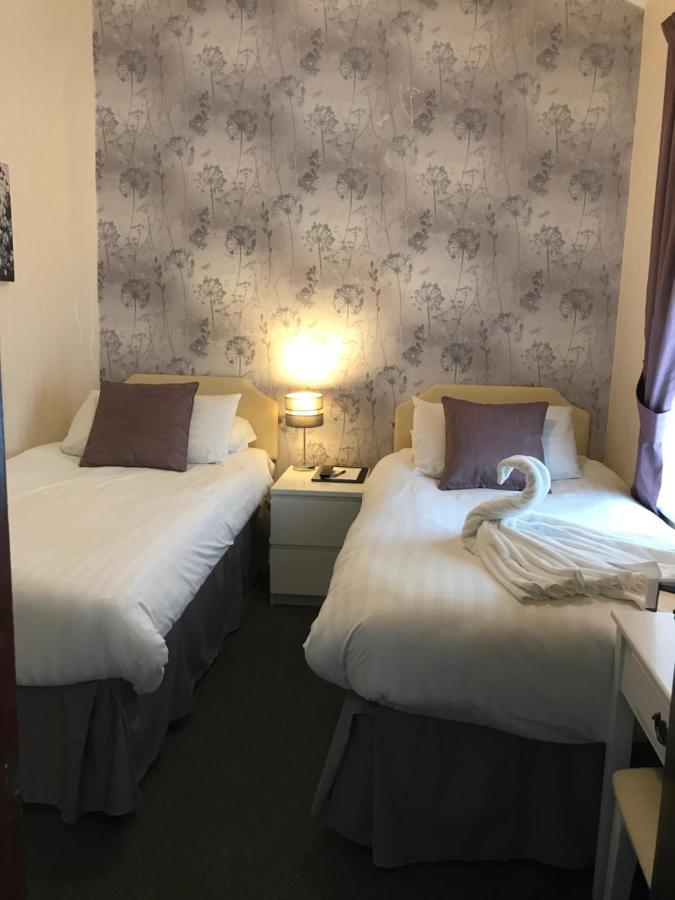 The Strathdon Guest house Blackpool