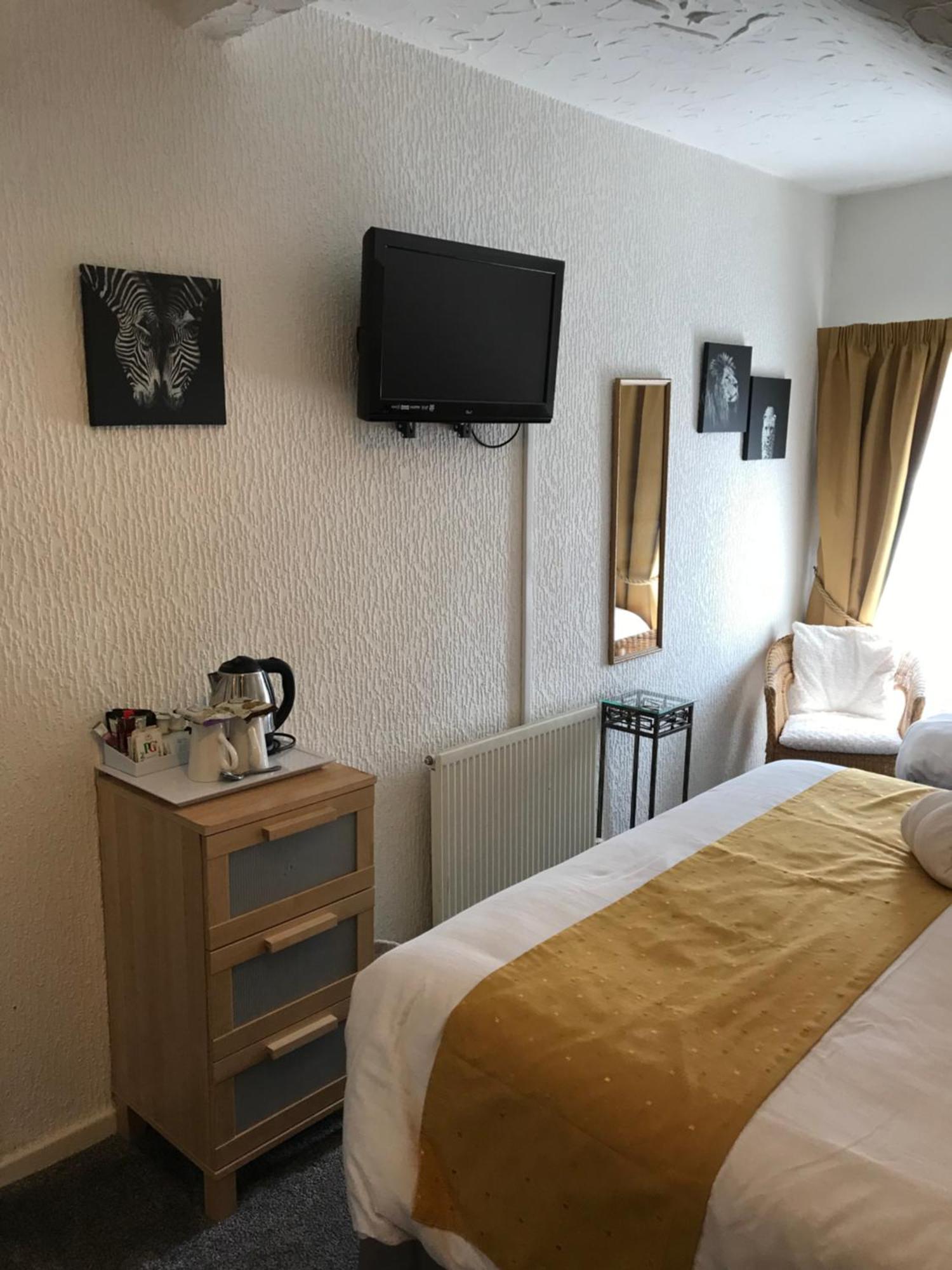 The Strathdon Guest house 4*